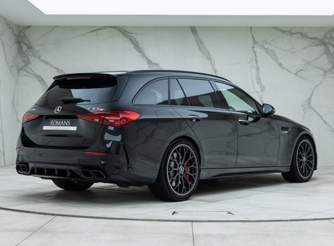 Mercedes-Benz C63 S AMG E Performance Estate Night Edition 3