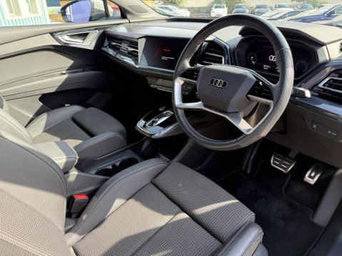 Audi Q4 40 S line SUV 5dr Electric Auto 82kWh (204 ps) 2