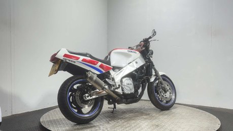 Yamaha FZR 1989 RUNNING PROJECT BIKE CLASSIC SPORTS BIKE NAKED 1000CC 2