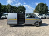 Peugeot Expert MWB L2H1 Bluehdi Professional 120 ps Twin Side Door EURO 6 9