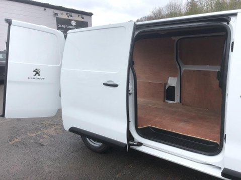 Peugeot Expert BLUE HDI PROFESSIONAL STANDARD 23