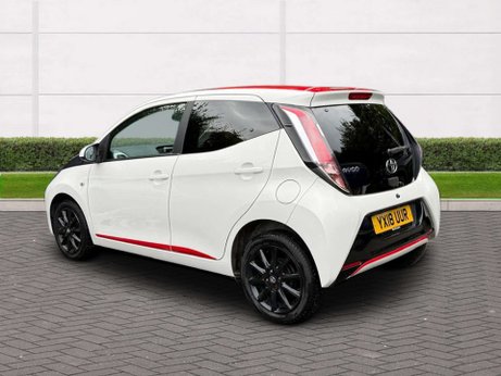 Toyota Aygo 1.0 Aygo X-Press VVT-i CVT 5dr 4
