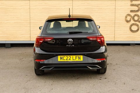 Volkswagen Polo LIFE TSI 6