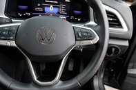 Volkswagen T-Roc LIFE TSI 19