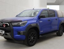 Toyota Hilux Invincible X | Auto | 2.8 LT | Double Cab | Sensors | EURO 6 | NO VAT 1