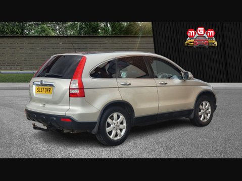 Honda CR-V I-VTEC ES 11