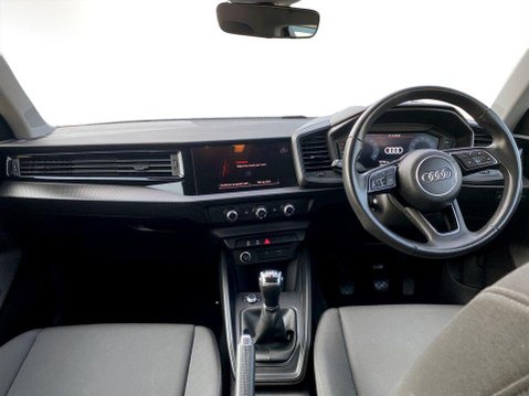 Audi A1 1.0 TFSI 25 Technik Sportback 5dr Petrol Manual Euro 6 (s/s) (95 ps) Air Co 19