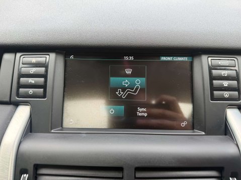 Land Rover Discovery Sport 2.0 Discovery Sport SE Tech TD4 4WD 5dr 42