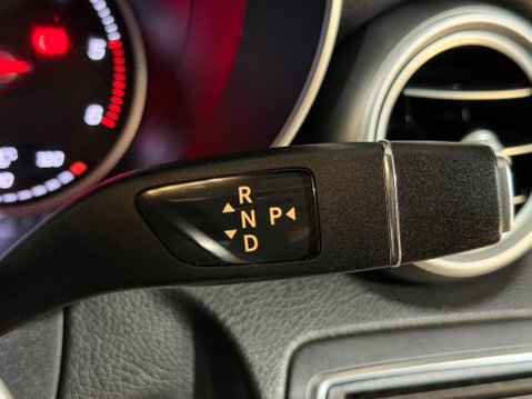 Mercedes-Benz C Class C220 BLUETEC AMG LINE 24