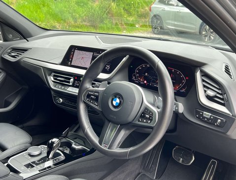 BMW 1 Series 2.0 M135i xDrive Auto 4WD 5dr 16
