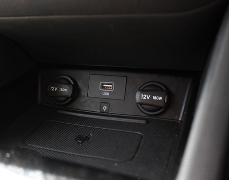 Hyundai IONIQ PREMIUM MHEV 21