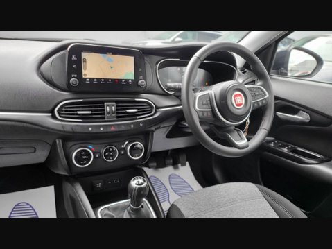 Fiat Tipo CROSS 11