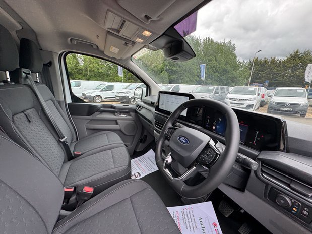 Ford Transit Custom AUTO LWB [SOLD MM] L2H1 Low Roof Limited DELIVERY 15