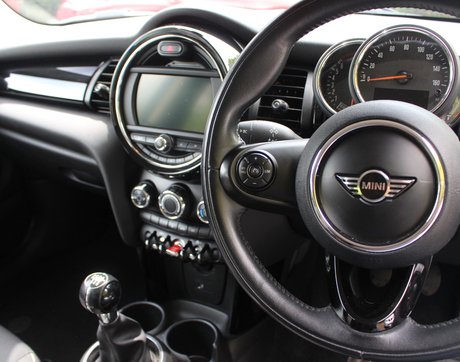 Mini Hatch COOPER 22