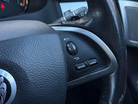 Jaguar XF 2.2d SE Saloon 4dr Diesel Auto Euro 5 (s/s) (190 ps) 69