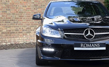 Mercedes-Benz C Class AMG Saloon Edition 507 6