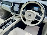 Volvo XC60 2.0 B4 MHEV Momentum Auto AWD Euro 6 (s/s) 5dr 44