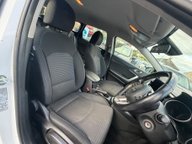 Kia Ceed CRDI 2 NAV ISG MHEV 13