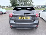 Ford Focus 1.0 ST-LINE X 6