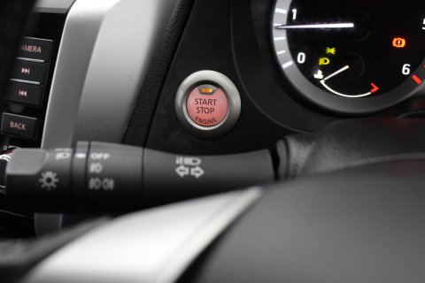 Nissan Navara Double Cab 2.3 dCi Tekna Pickup 4WD Euro 6 25