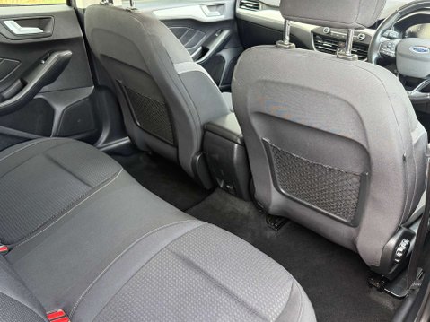 Ford Focus 1.5 Focus Zetec TDCI 5dr 21