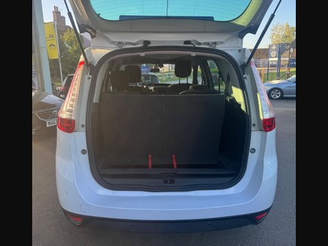 Renault Grand Scenic 1.5 dCi Limited Nav Auto Euro 6 5dr 28
