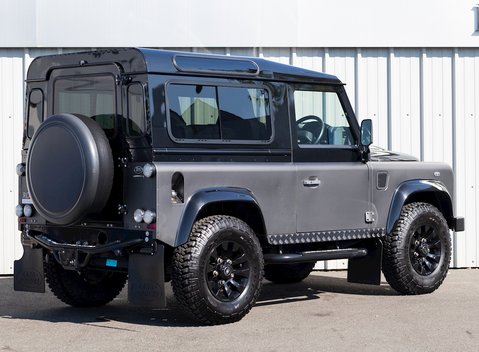 Land Rover Defender 90 Autobiography Edition 7
