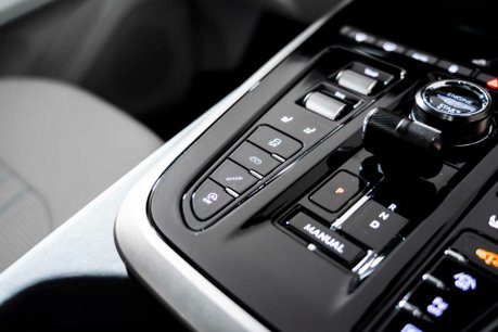 Aston Martin DBX 707 V8. VAT Q. Q PAINTWORK. 40K IN OPTIONS. DUOTONE INTERIOR. H & C SEATS. 29