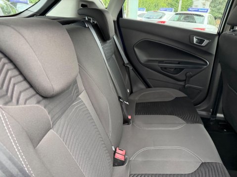 Ford Fiesta 1.25 Zetec Euro 5 5dr 13