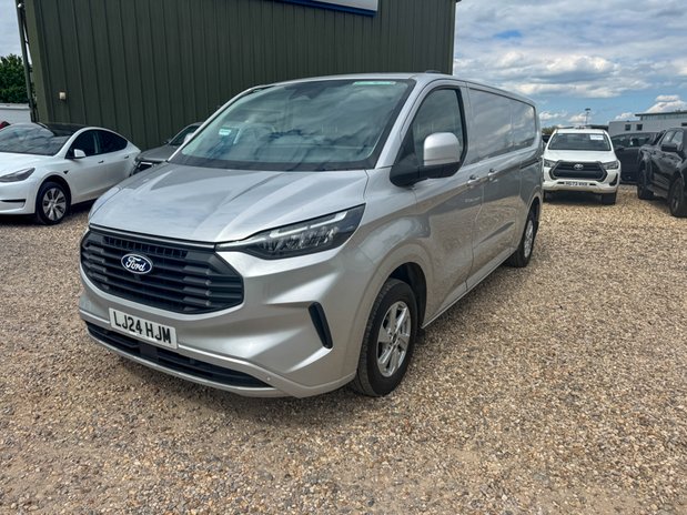 Ford Transit Custom LWB L2H1 Low Roof Limited 300 Air Con Alloys Camera Sensors EURO 6 2