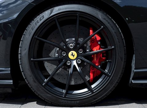 Ferrari 812 Superfast 10