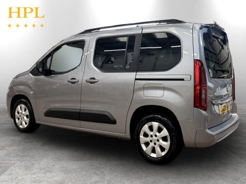 Vauxhall Combo Life 50kWh Design MPV 5dr Electric Auto (7.4kW Charger) (136 ps) Sat Nav 5