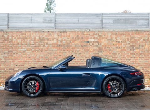 Porsche 911 Targa 4 GTS (991.2) 2