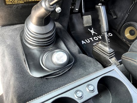 Land Rover Defender 90 Custom Build 89