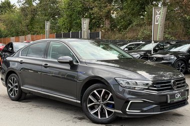Volkswagen Passat GTE DSG - VAT Q - 1 OWNER - PLUG IN HYBRID - 3 IN STOCK