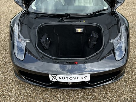 Ferrari 458 SPIDER DCT 33