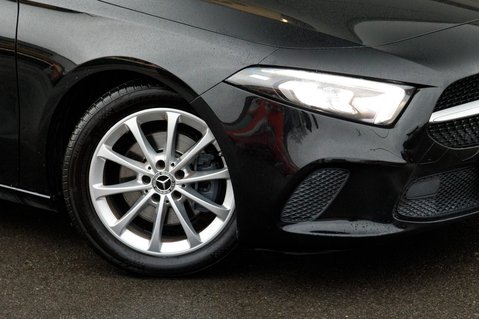 Mercedes-Benz A Class A 200 SPORT 11