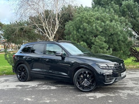 Volkswagen Touareg 3.0 TSI V6 Black Edition Tiptronic 4Motion Euro 6 (s/s) 5dr 26