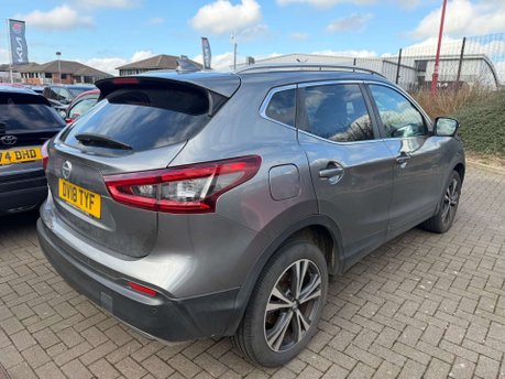 Nissan Qashqai 1.2 Qashqai N-Connecta DiG-T 5dr 4