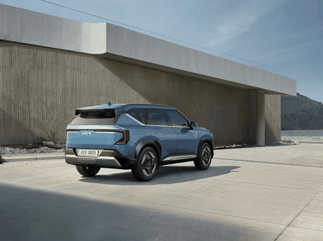 Image of EV5 from behind.