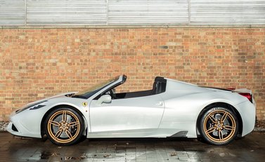 Ferrari 458 Speciale Aperta 2