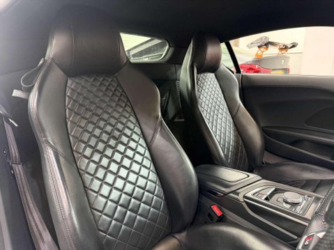 Audi R8 5.2 FSI V10 Performance Coupe 2dr Petrol S Tronic quattro Euro 6 (s/s) (620 6