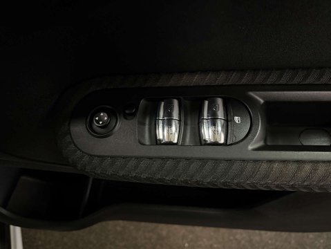 Mini Countryman 1.5 Countryman Cooper Auto 5dr 11