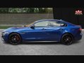 Jaguar XE R-DYNAMIC BLACK MHEV 7