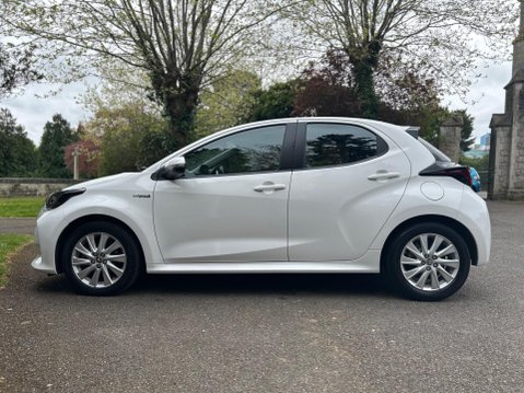 Toyota Yaris ICON FHEV 18