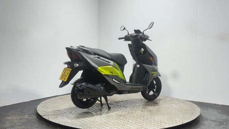 Suzuki Avenis 2023 ONLY 1K 1 OWNER VERY CLEAN 125CC LEARNER SCOOTER 3