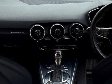 Audi TT TFSI S LINE 33