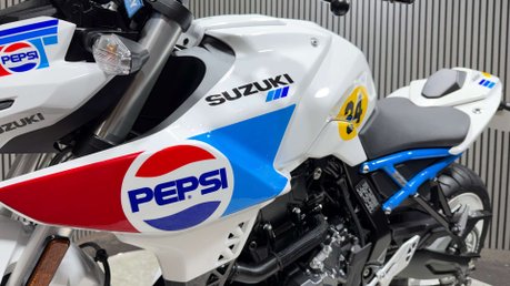 Suzuki GSX 2024 1 OF 5 DREAM MACHINE PEPSI PAINT WORK LONG MOT 800CC 32
