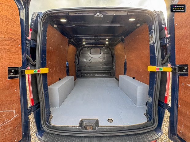Ford Transit Custom AUTO SWB L1H1 290 Sport Alloys Air Con Sensors EURO 6 SELECT 9