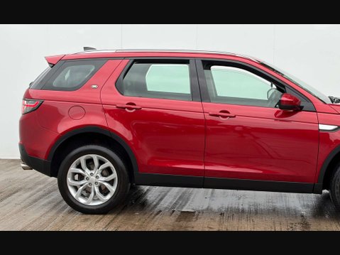 Land Rover Discovery Sport 2.0 Discovery Sport HSE TD4 4WD 5dr 9
